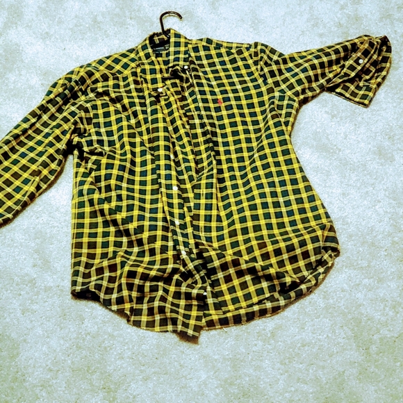 Button down - Picture 2 of 3